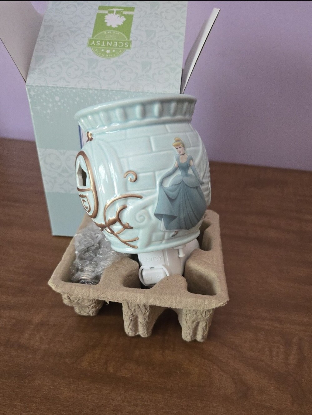 Scentsy Cinderella Mini Warmer